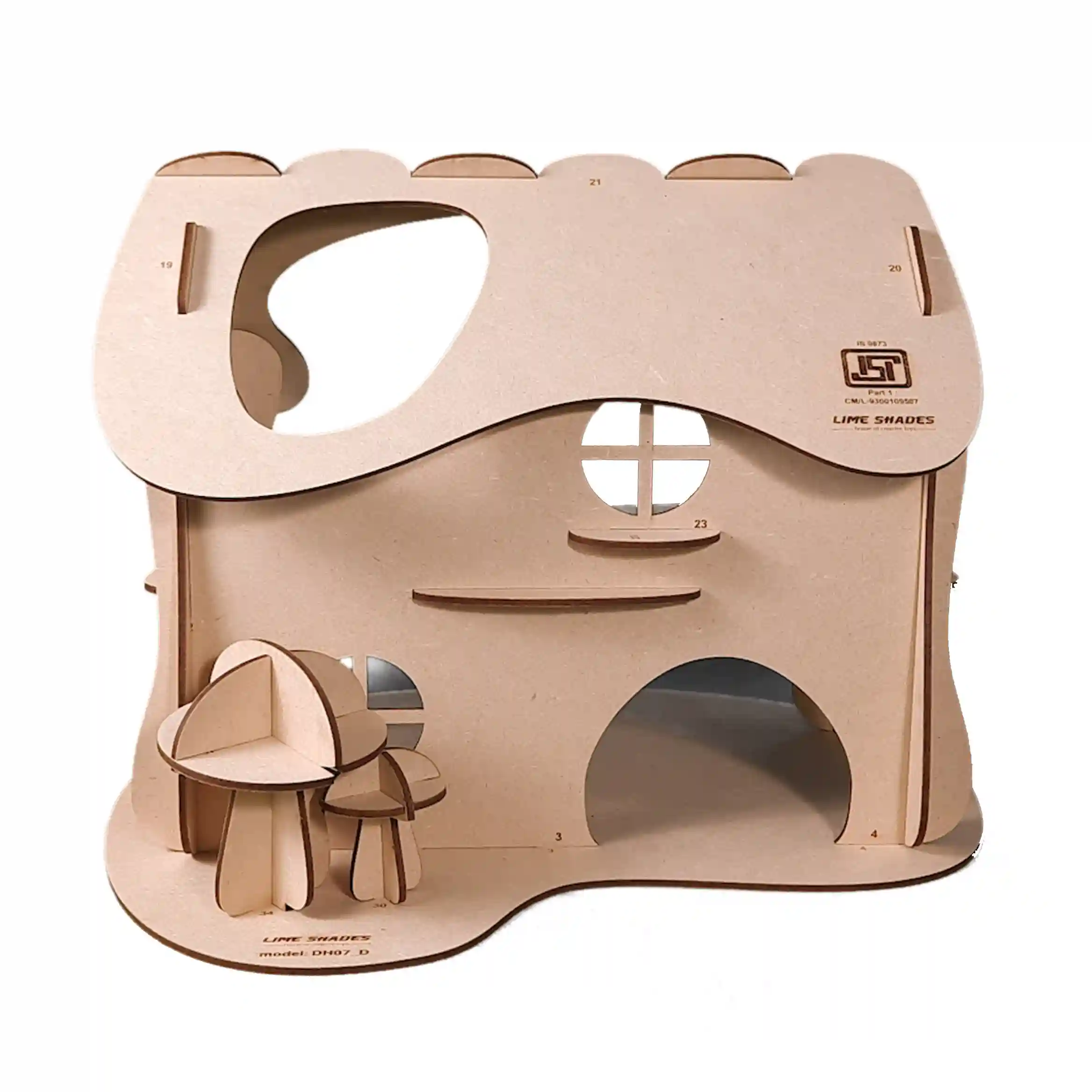 Mushroom dollhouse with set of 10 miniature furnitures