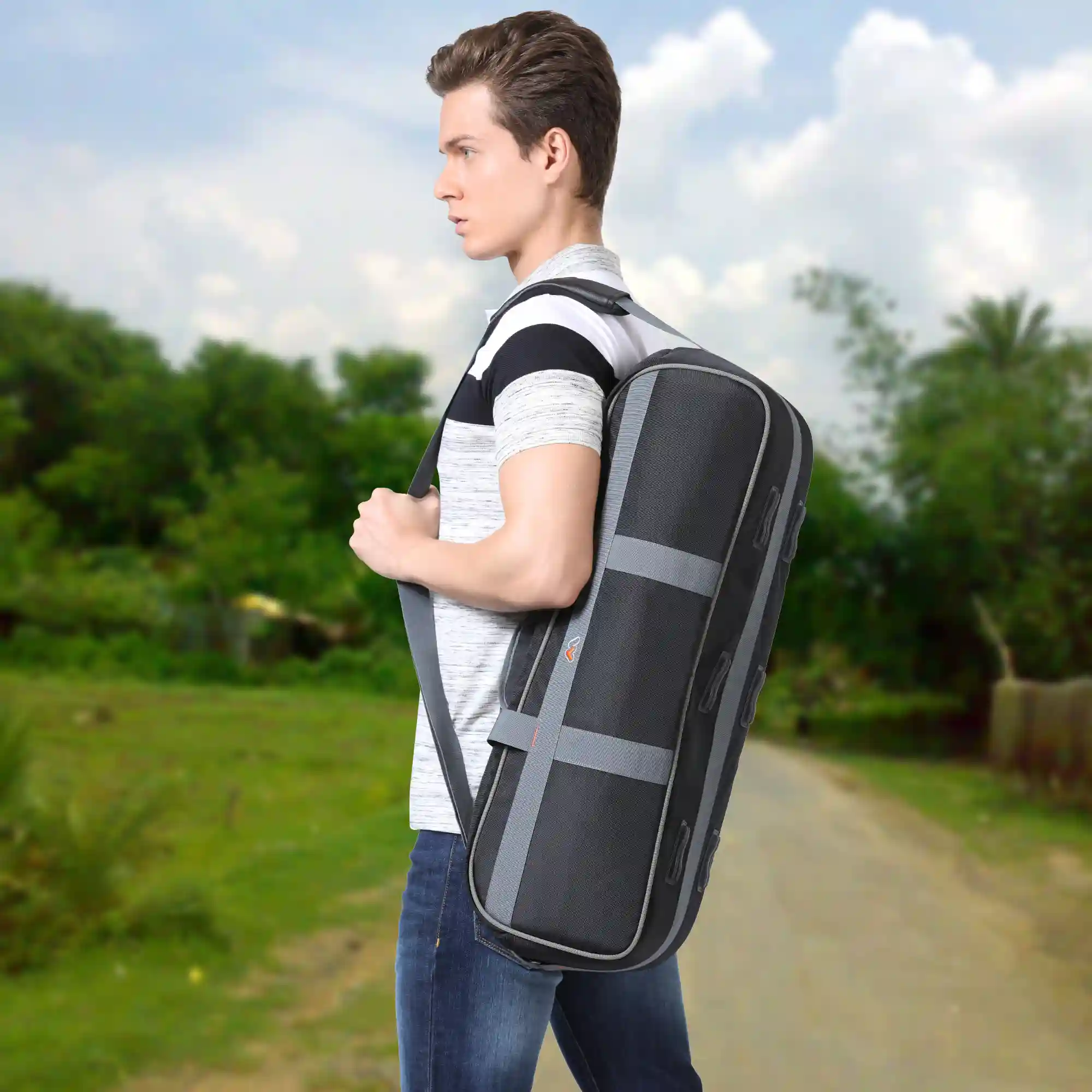 Mobius Thunderbolt Light Sling Bag Light Bag