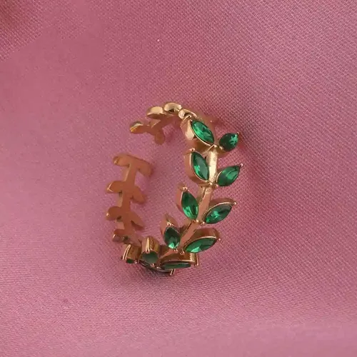 Green Leaf Gold Ring
