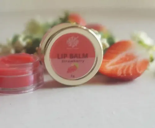 Pratha Strawberry Lip Balm