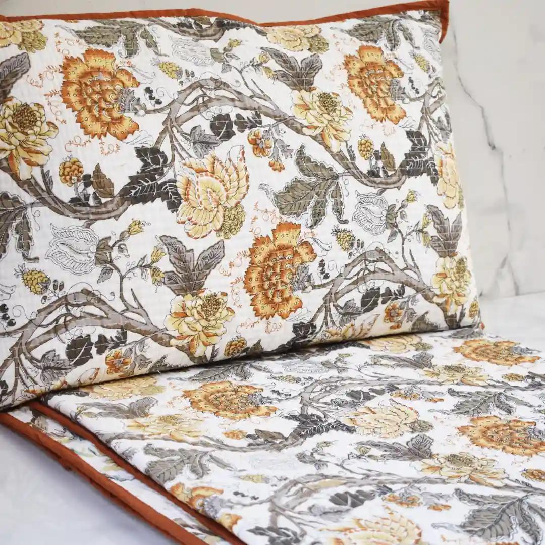 Roset Magic Vines All Over Printed Quilted Bedcover Set