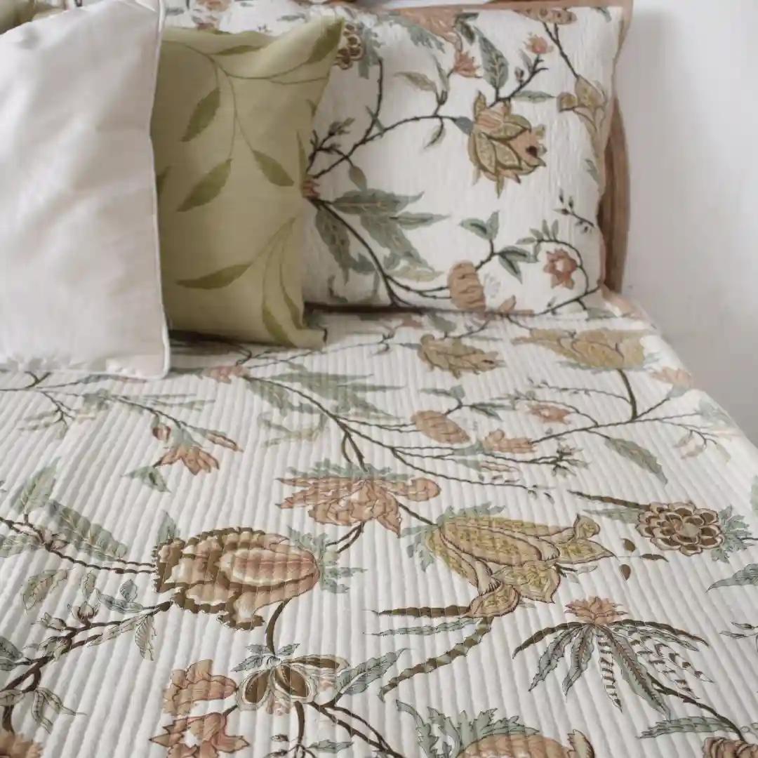 Aurora Bloom All over Printed King Sized Quilted Reversible Bedcover Set