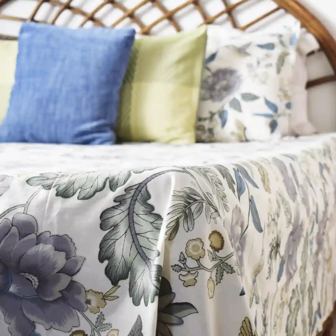 Birds Of Paradise All Over Printed King Sized Bedsheet Set