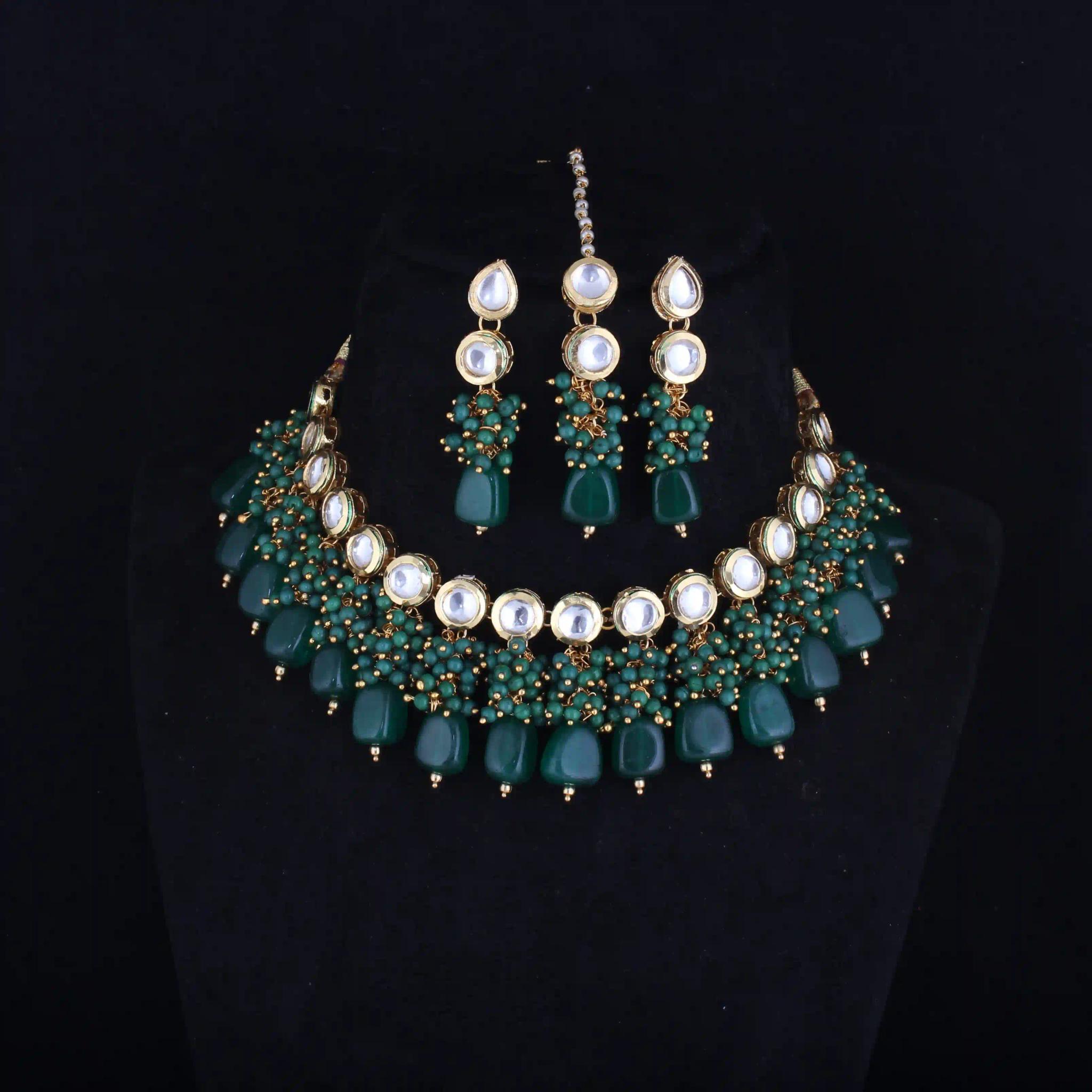 Gold Plated(18k) Big Kundan Dibbi Choker With Beads Necklace Set & Maang Tika