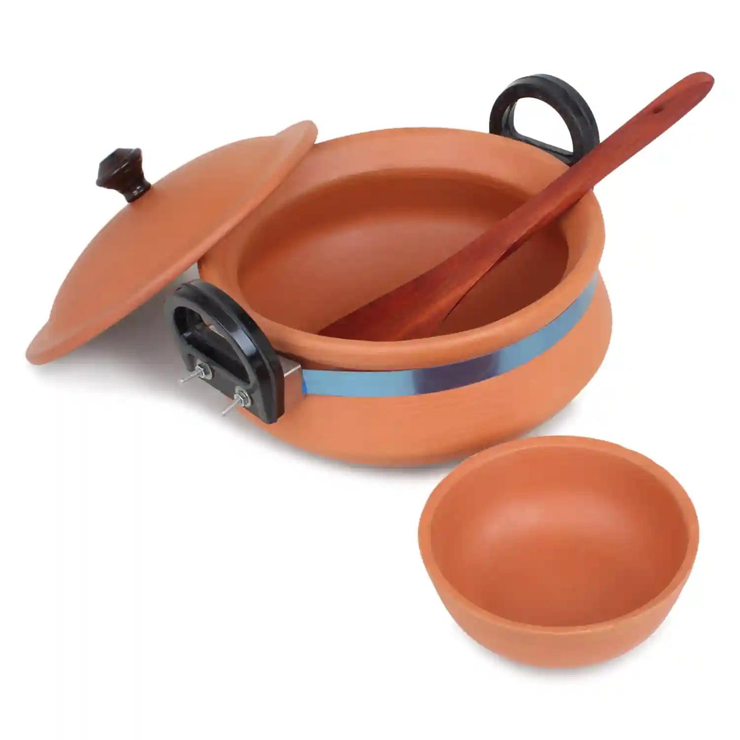 KSI Handi for Cooking and Serving with Lid Serving Bowl Wooden Spatula Combo Clay Pot Terracotta Handmade Mud Mitti Ke Bartan Pot Uncoated Pottery Storage Earthen India 2 Litre Lightweight & Durable